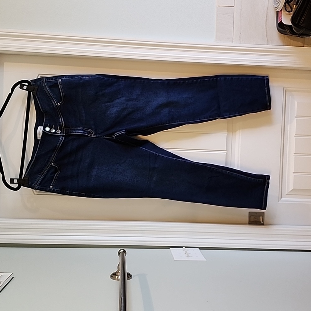 Lane Bryant plus size high waisted dark wash jeans never worn